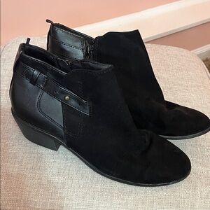 Old Navy Black Ankle Booties